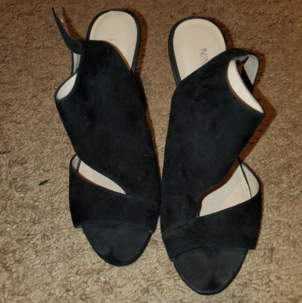 Sandal with heals